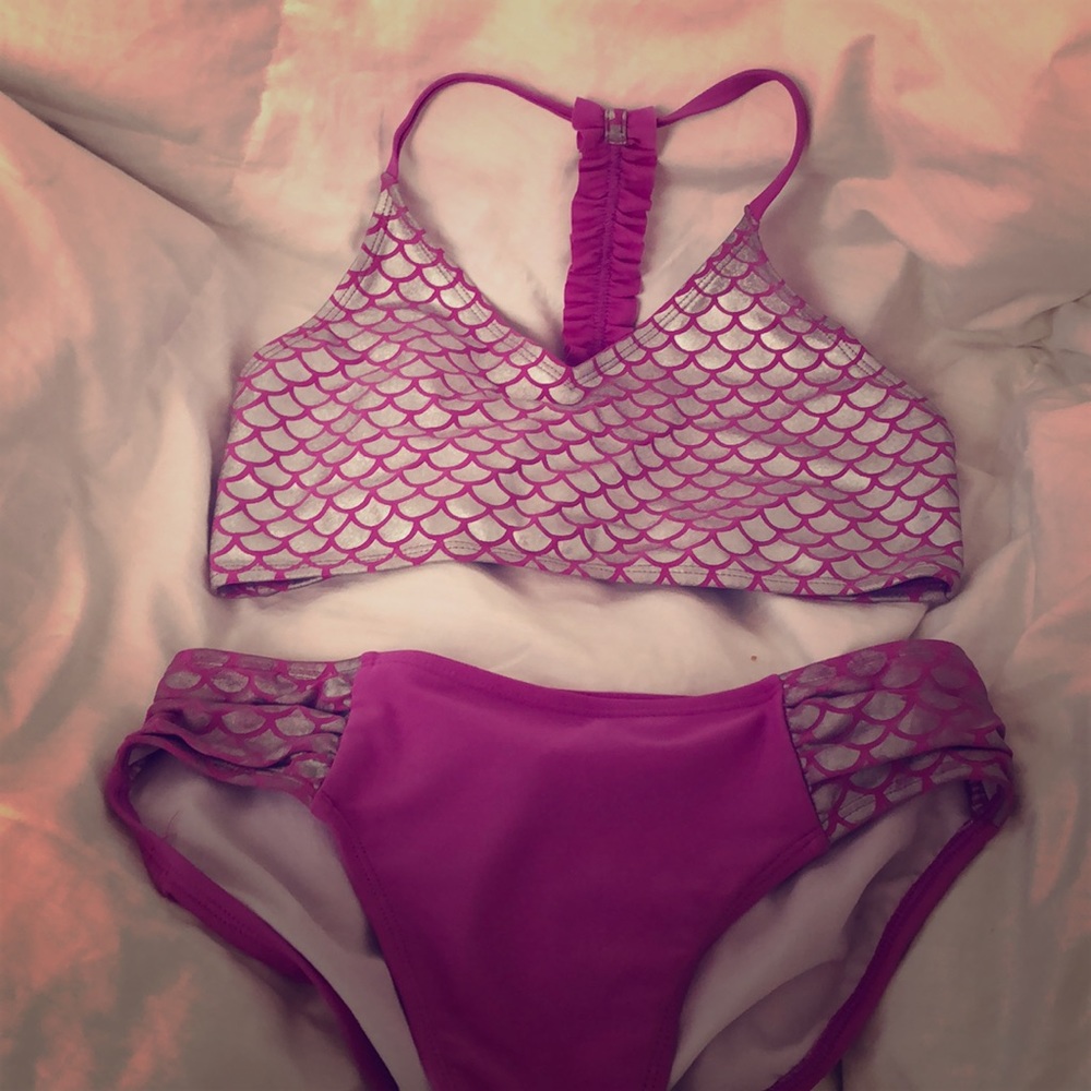 Swim suit
